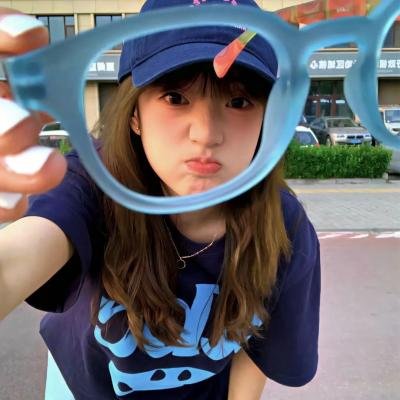 夜阑引他入梦来